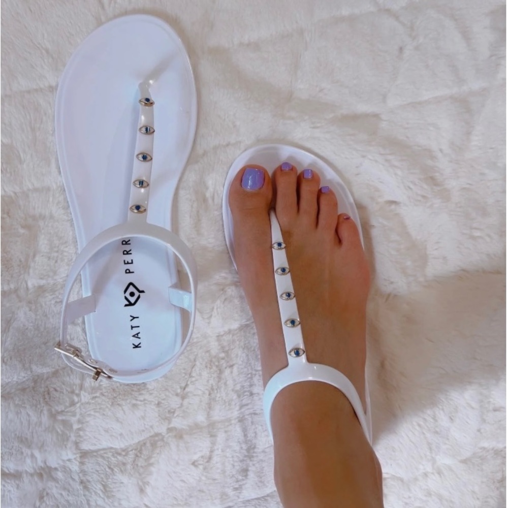 Katy Perry, Evil Eye Jelly sandals